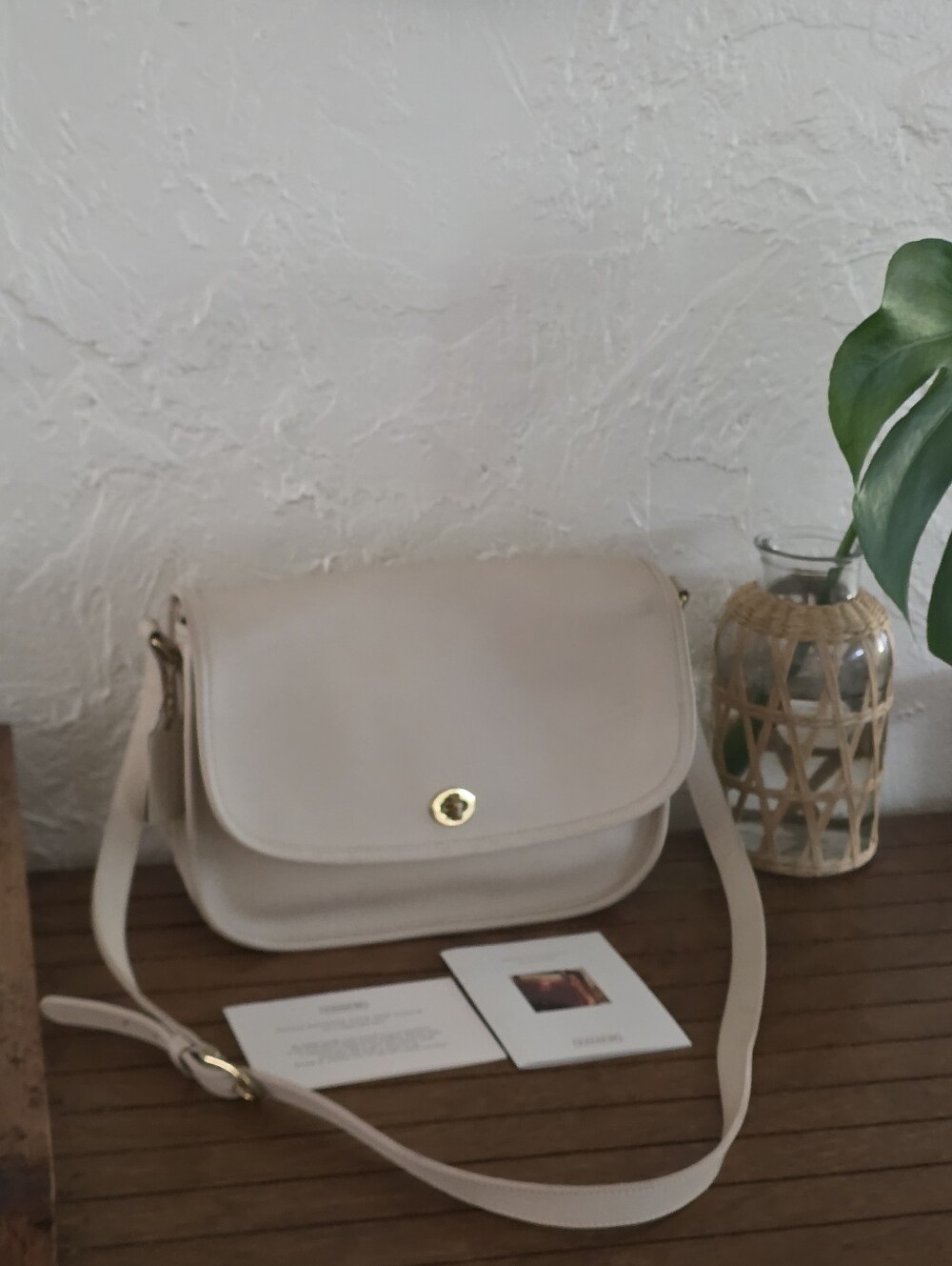 Vintage COACH City Bag Glove-tanned Leather In Bone, Excellent Condition